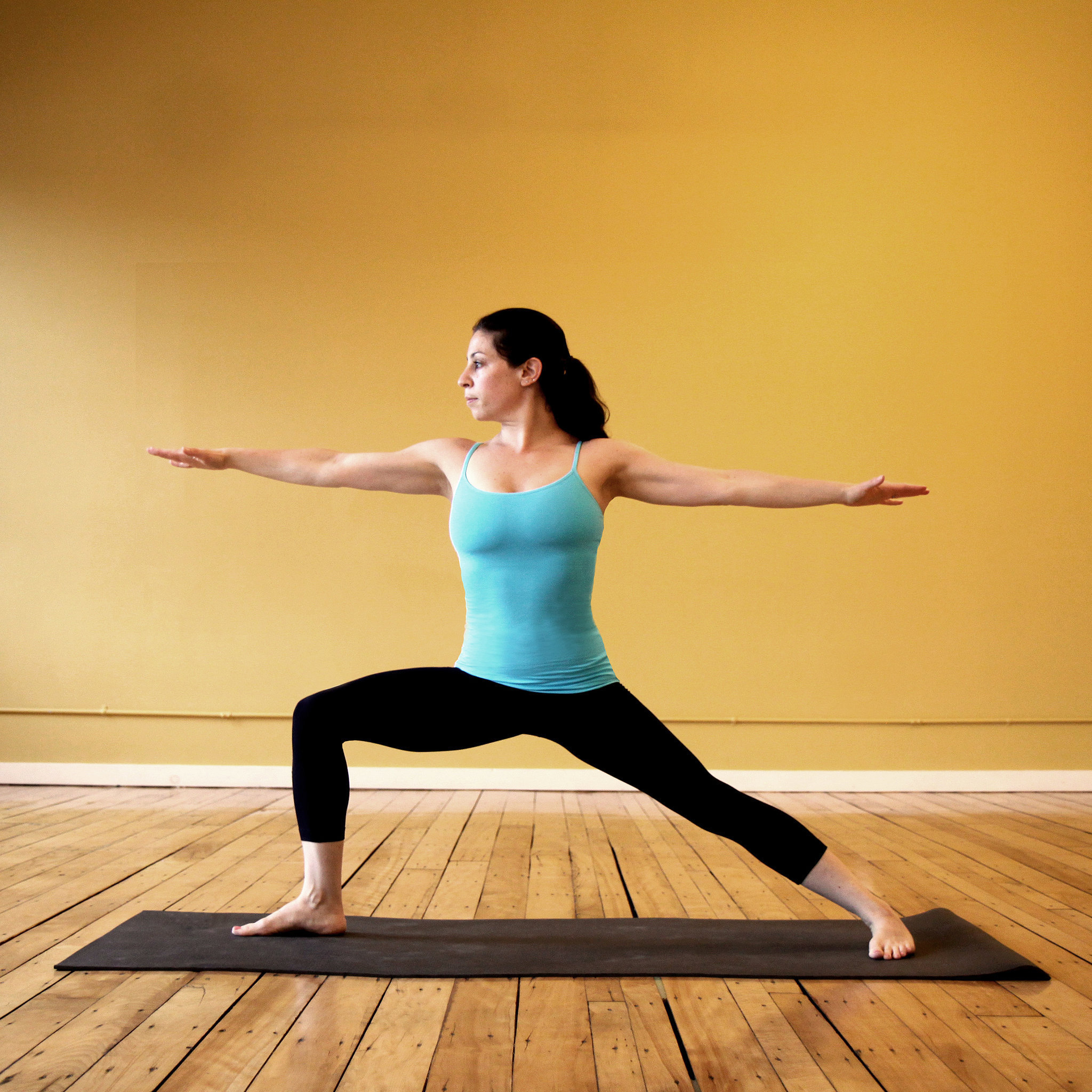 5 Beginner Yoga Poses to Try On Weed