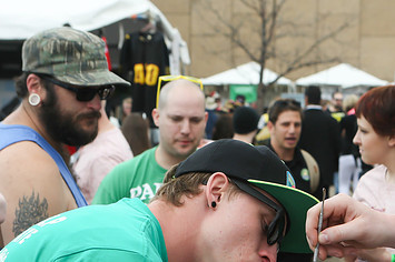 Ganjapreneurs Say The High Times Cannabis Cup Was A Total Buzzkill